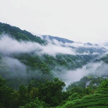 Oyamanoyado Michitsuji Villa Otoyocho Buitenkant foto